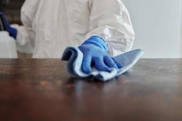 sanitized-dinner-table